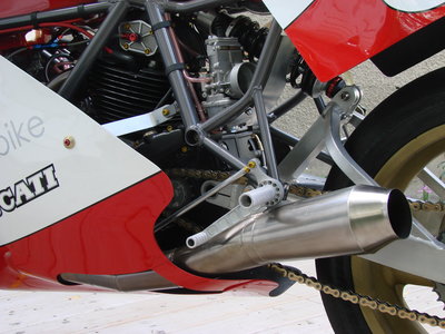 loudbike Ducati TT1 Exhaust.jpg