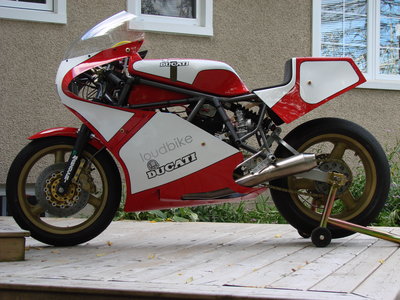 loudbike Ducati TT1 Left Side.jpg
