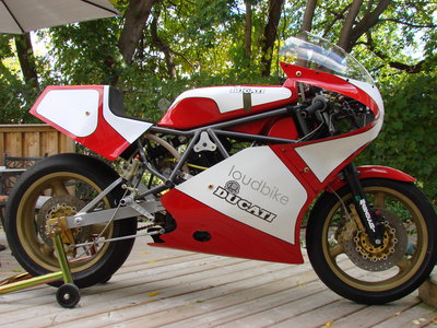 loudbike Ducati TT1 Right Side.jpg