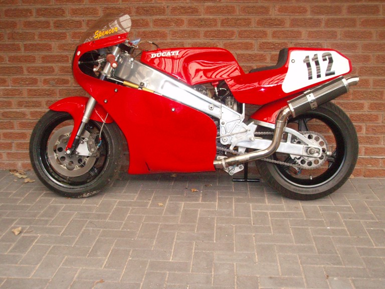 Rutter 750 pantah racer 3.jpg